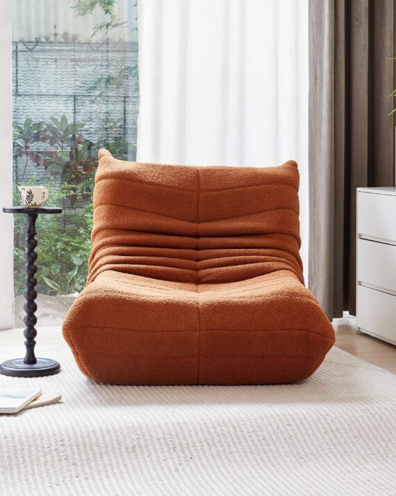 loungefåtölj bouclé