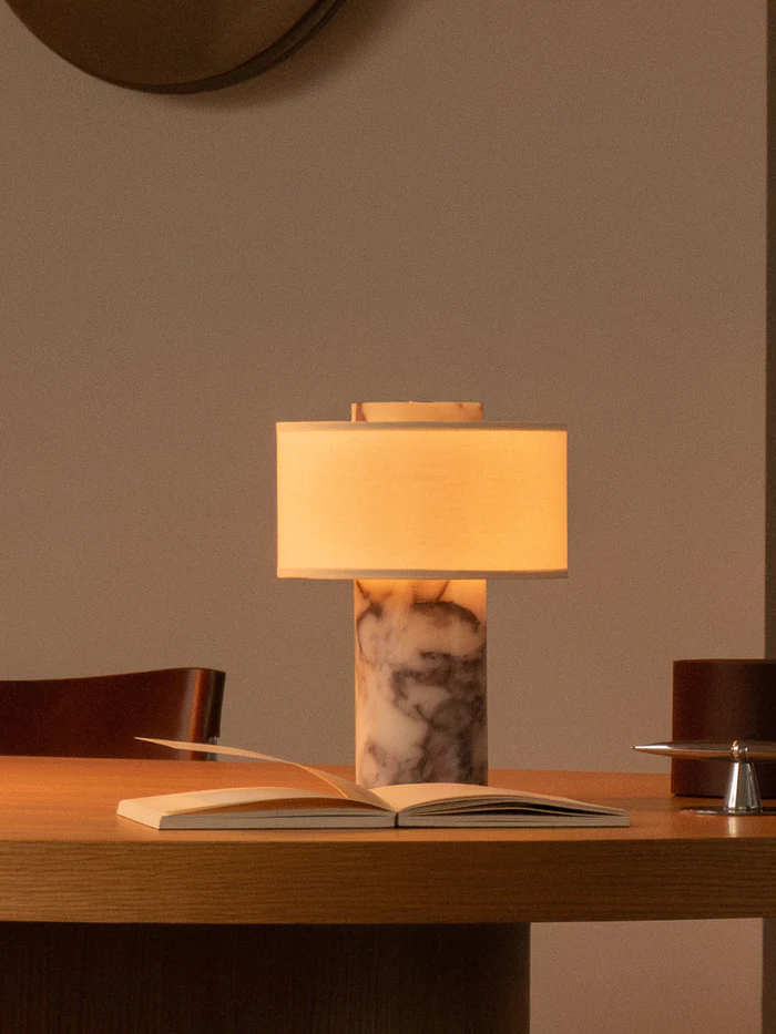 Sandhamn Table Lamp – Luxury Marble Design - Bild 4
